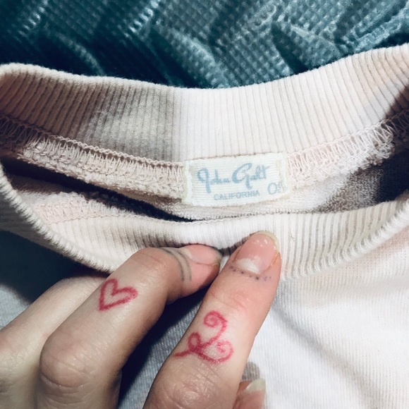 Brandy Melville Pink Crew Neck Super Soft Sweater - Picture 6 of 10